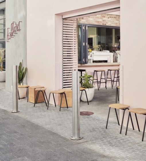 Rollersの店内の様子（引用：Rollers公式インスタグラムから）