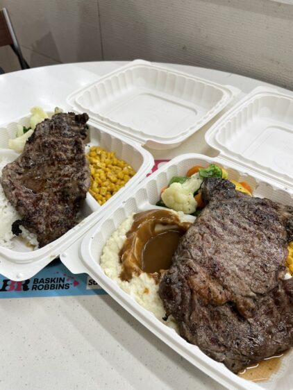 アラモアナセンター フードコート