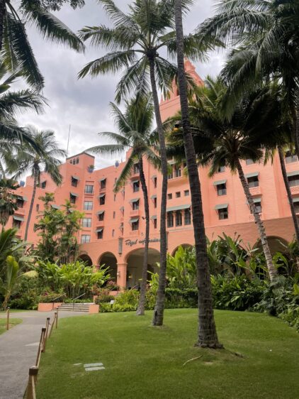 ワイキキ ロイヤルハワイアンホテル周辺 散歩風景