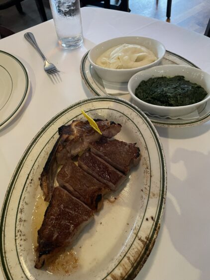 ウルフギャング・ステーキハウス ワイキキ ハッピーアワー ステーキ写真