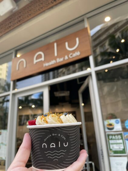 ワイキキ アサイーボウル 朝食 写真